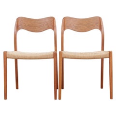 Mid-Century Modern Danish Chair in Oak Model 71 by Niels O. Møller