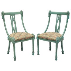 Paire de chaises d'appoint bleues Andre Originals en bois sculpté avec corde et pampilles de style italien