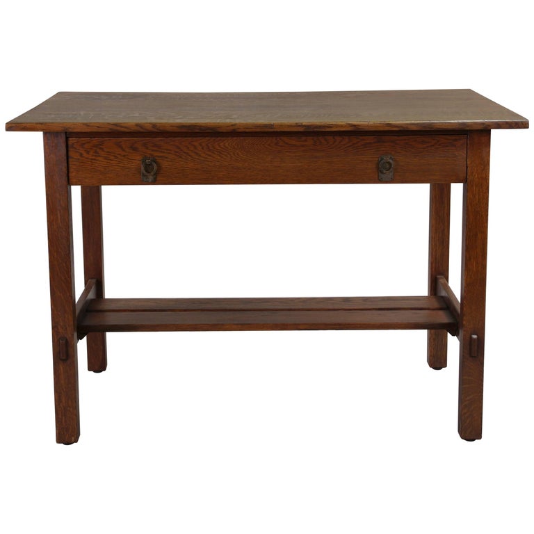 Arts and Craft Small Stickley Side Table with Original Quaint Furniture