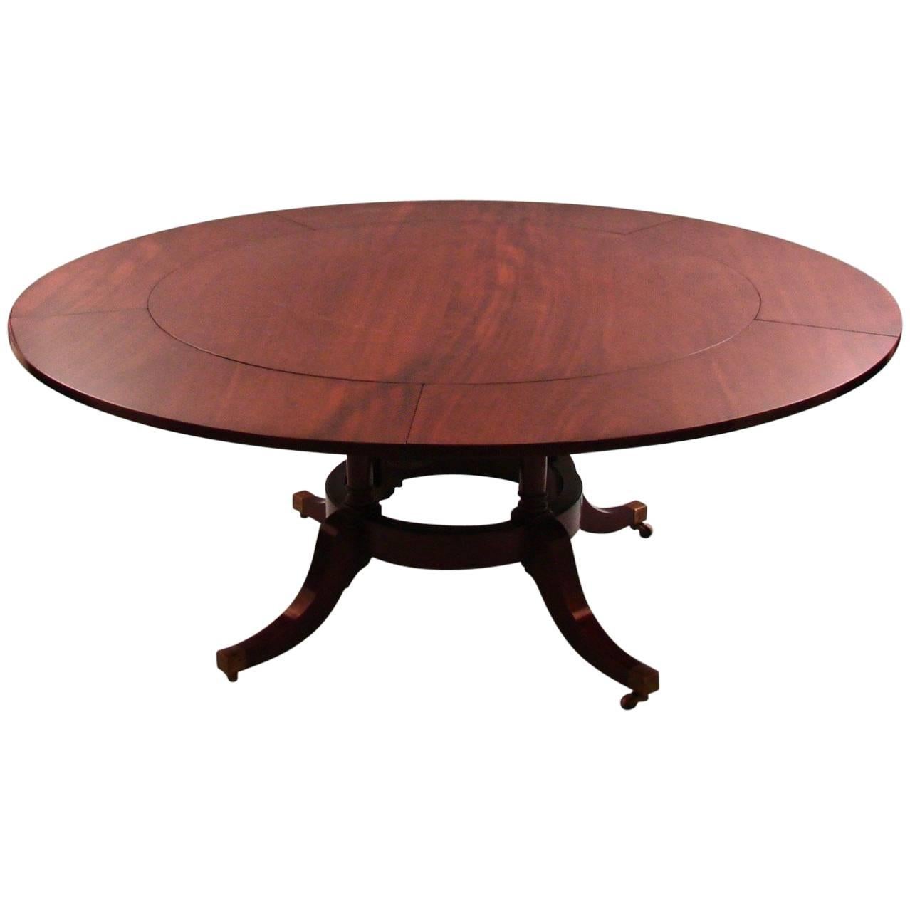 Regency Style Mahogany Dining Table with Five Leaves