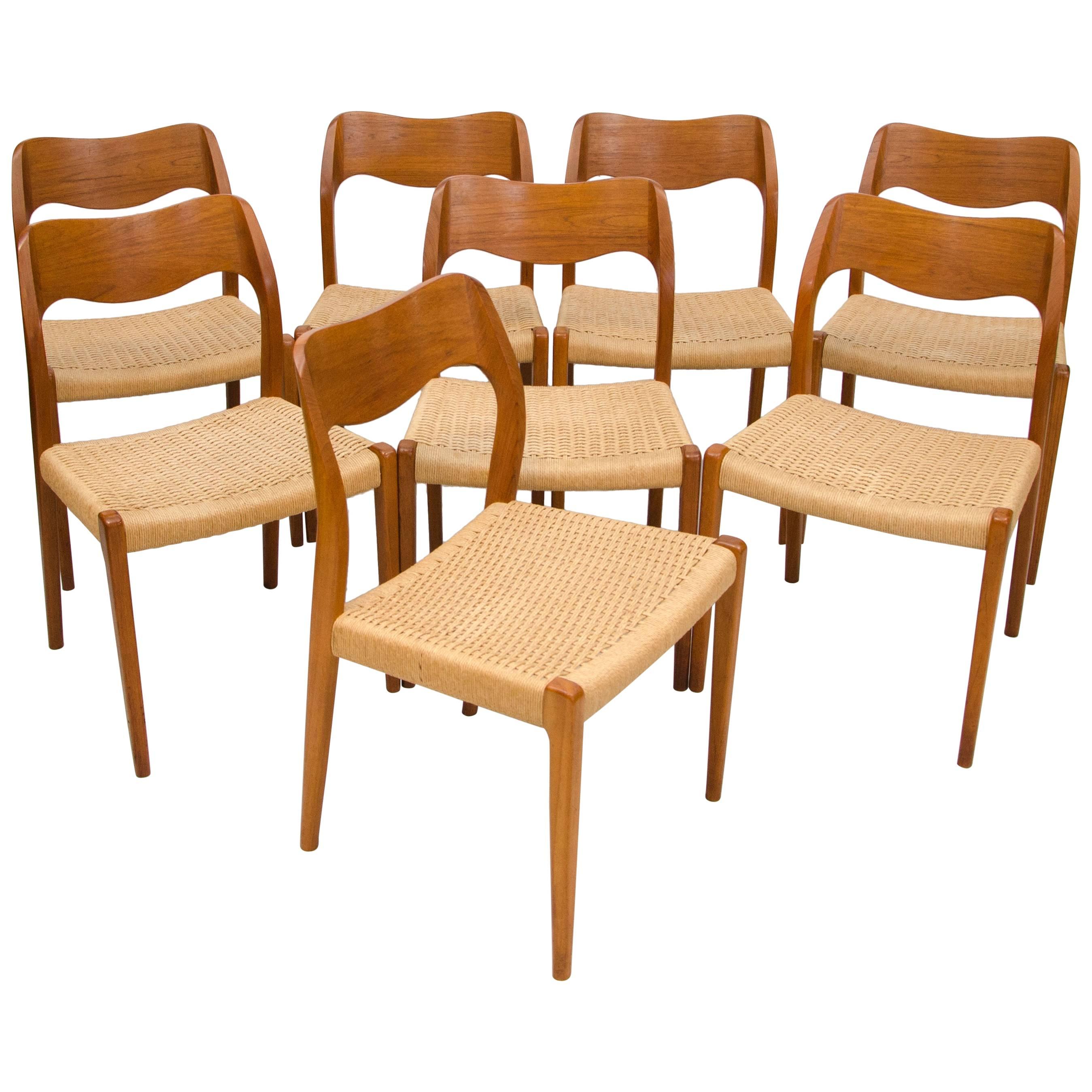 Set of Eight Danish Teak Dining Chairs Niels Møller #71