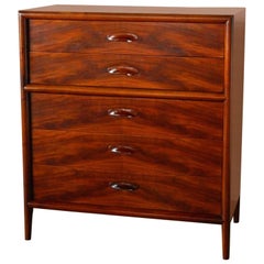 Mid-Century Modern Walnut Chest of Drawers by Widdicomb Furniture Co. 8