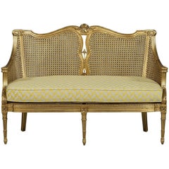 Carrocel Custom Louis XVI-Sofa mit Rohrrücken