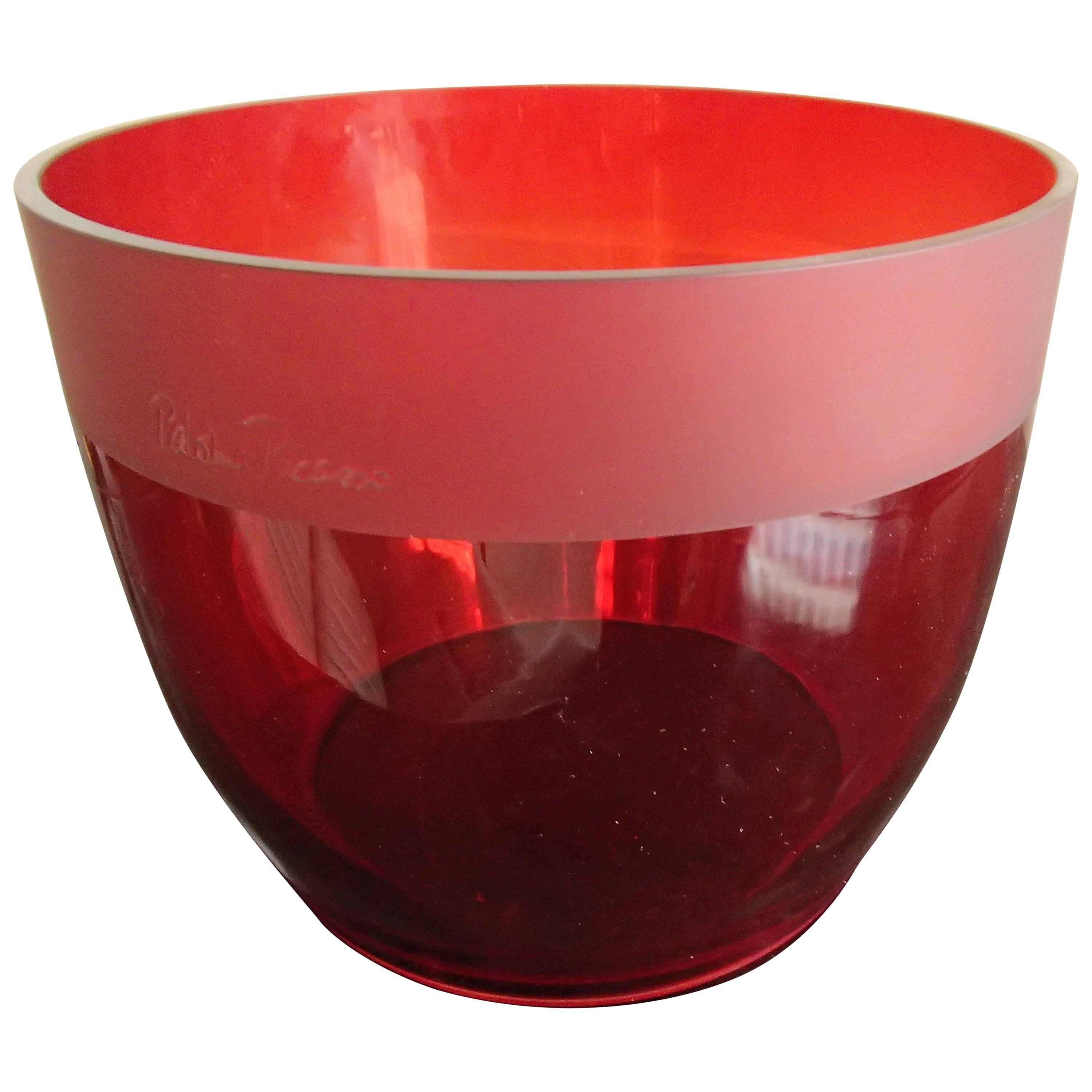 Grand verre rouge moderne signé par Paloma Picasso