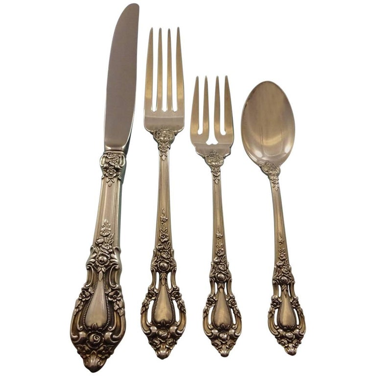 Eloquence by Lunt Sterling Silver Flatware Set Eight Service 32 Pcs Dinner  Size For Sale at 1stDibs