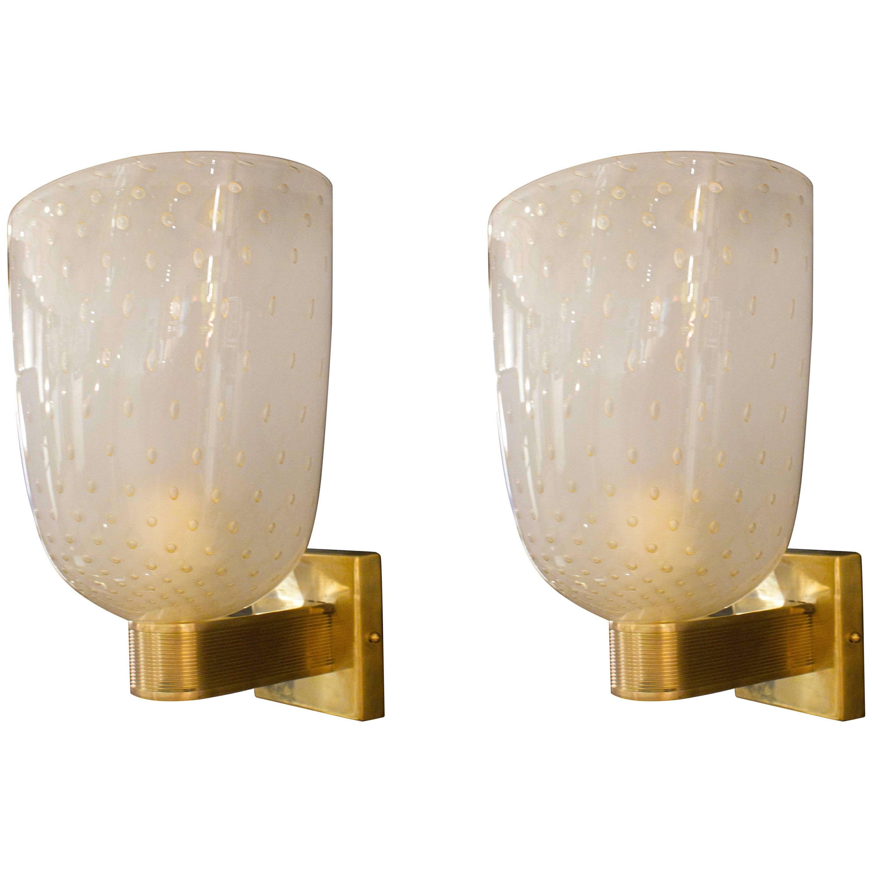 Pair of Italian Ivory and Gold Flecked Murano Glass and Brass Sconces, 2018