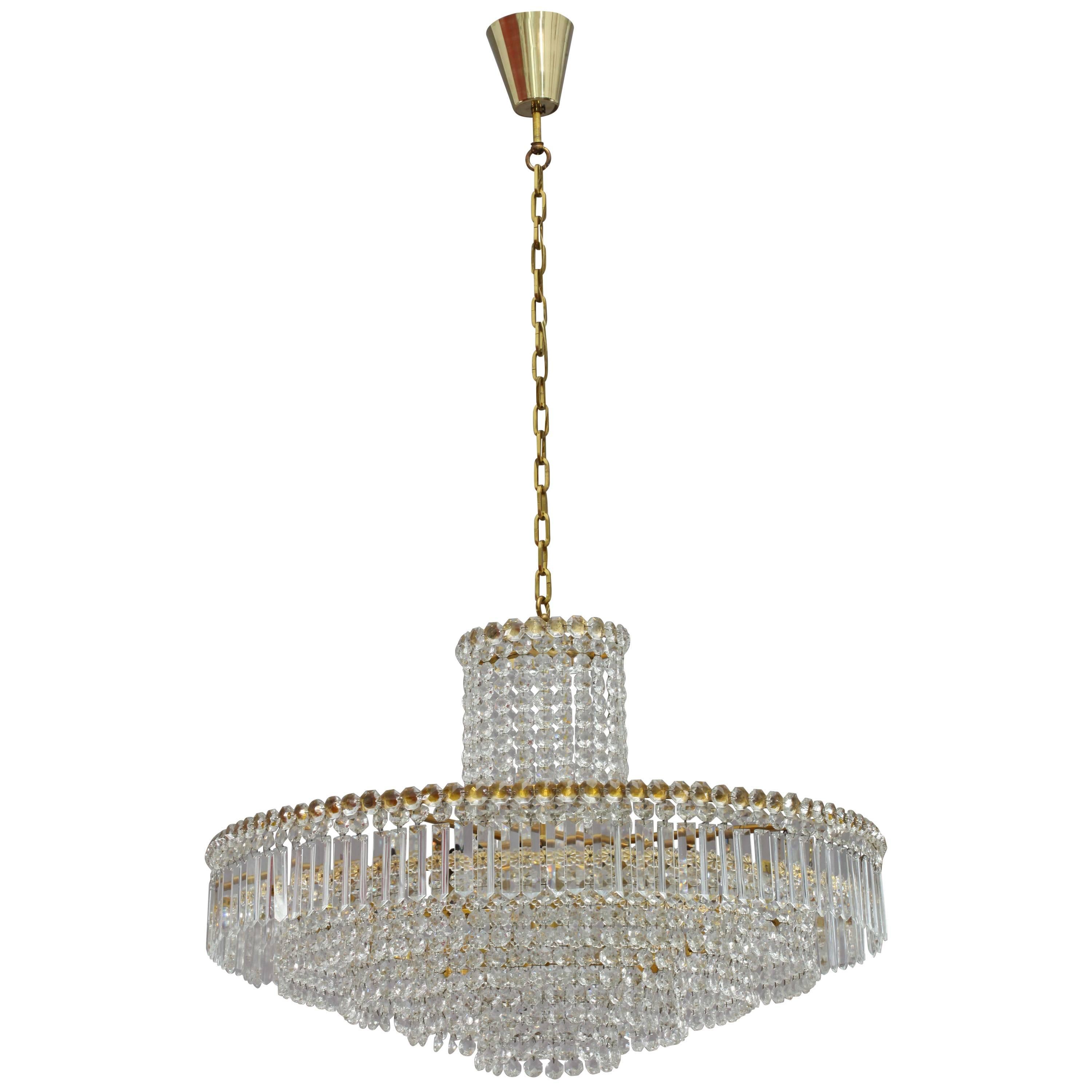 Vienna Crystal Glass Chandelier Manufacturer Bakalowits, 1950