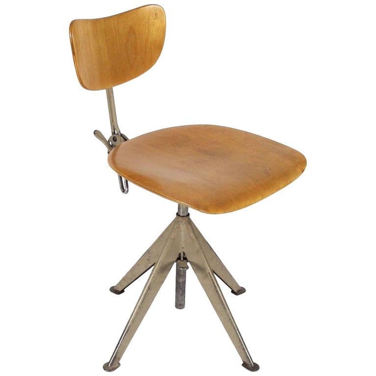 Bent Plywood Desk Chair by Odelberg Olsen at 1stDibs