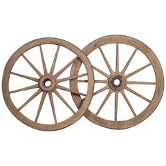 Paire de roues de wagon reliées en fer français d'antiquités, vers 1880