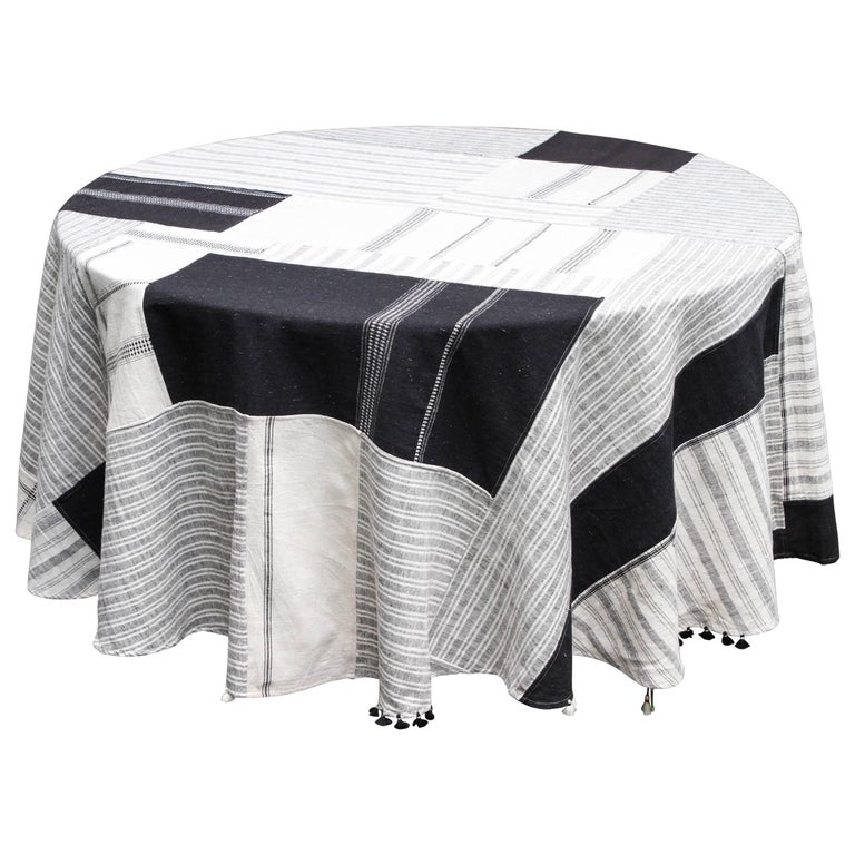 Injiri Organic Indian Cotton Round Tablecloth