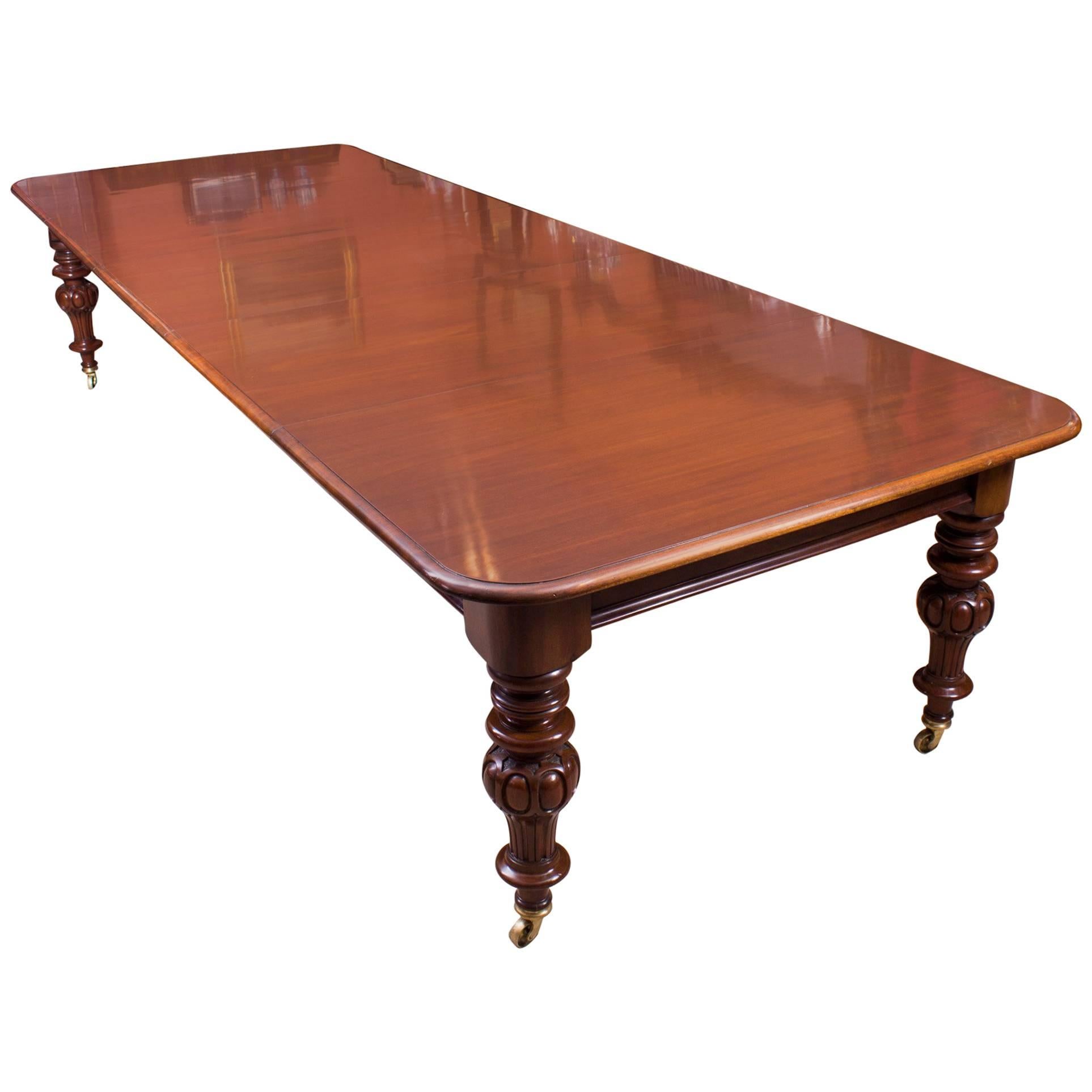 19th Century Victorian 12 ft Flame Mahogany Extending Dining Table
