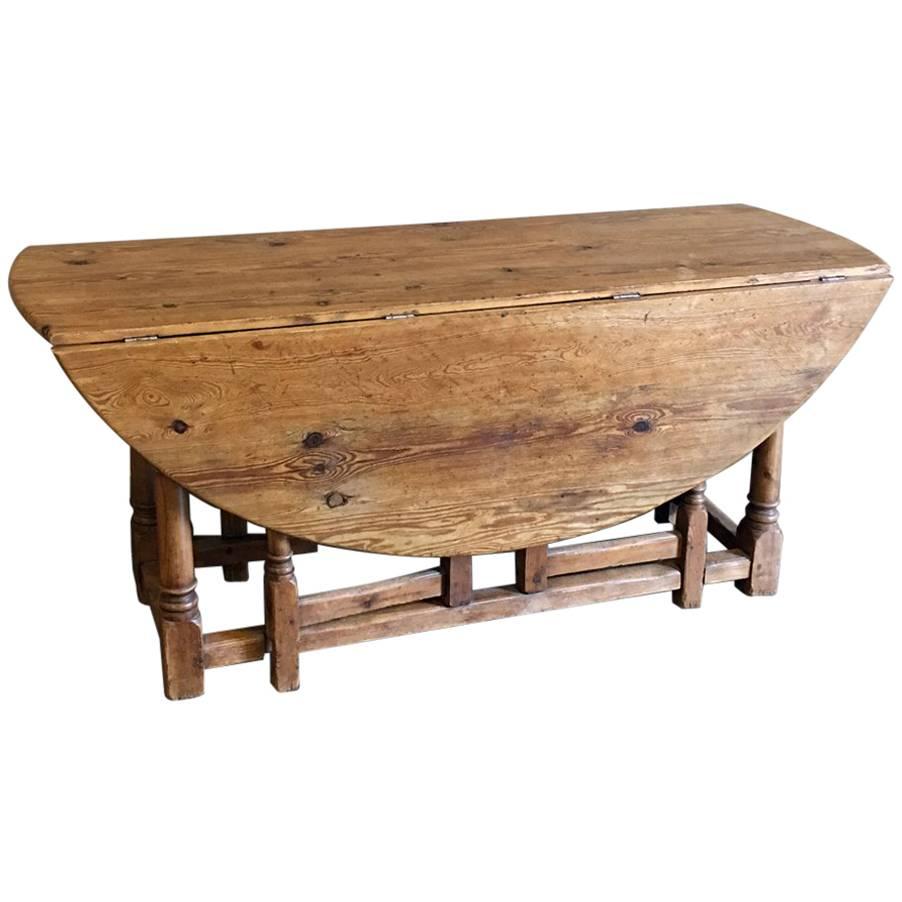Early 19th Century, Rustic Solid Stripped Pine Gateleg Drop Leaf Table