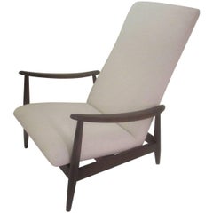 Milo Baughman Walnut Recliner for Thayer Coggin