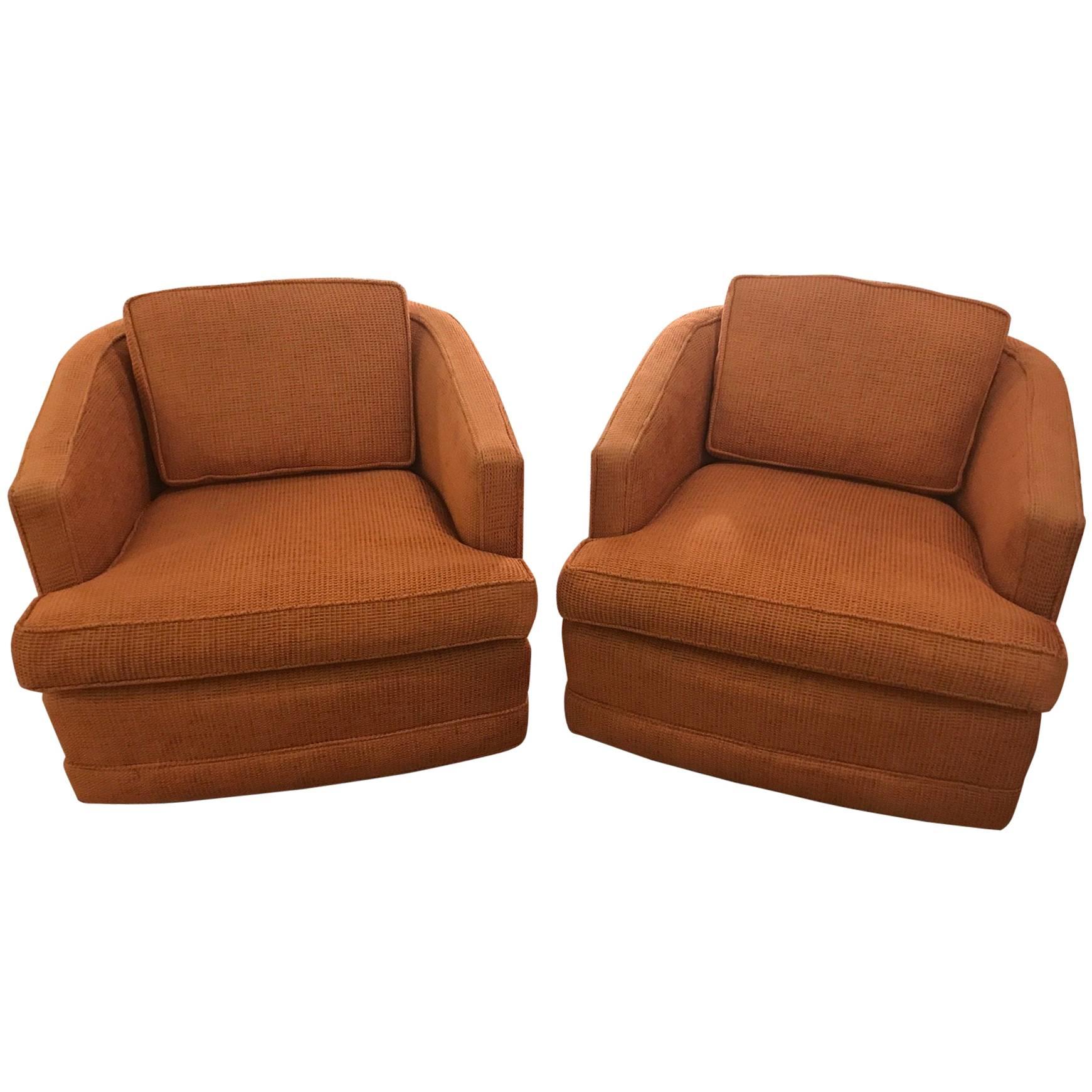 Pair of Swivel Tub Chairs Attributed to Milo Baughman