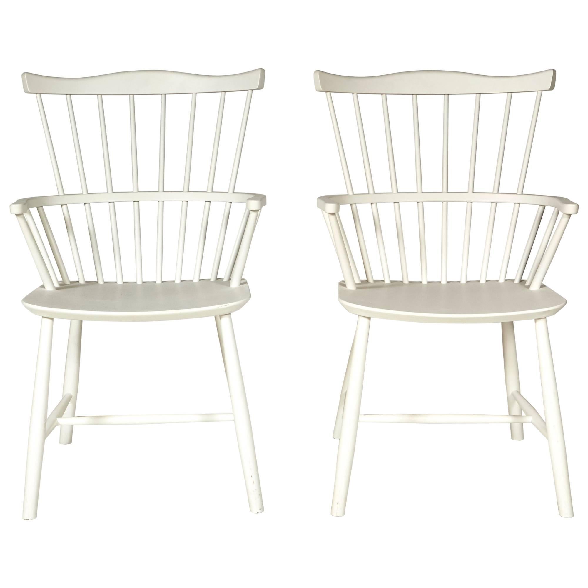 Børge Mogensen White Windsor Chairs by FDB Møbler, Denmark