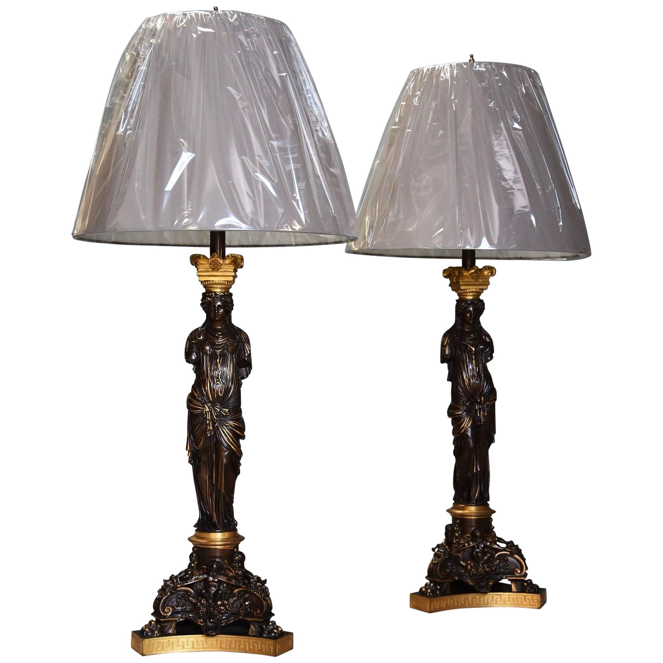 Large Pair of 19th Century Superb Quality Bronze and Gilt Bronze Table Lamps For Sale