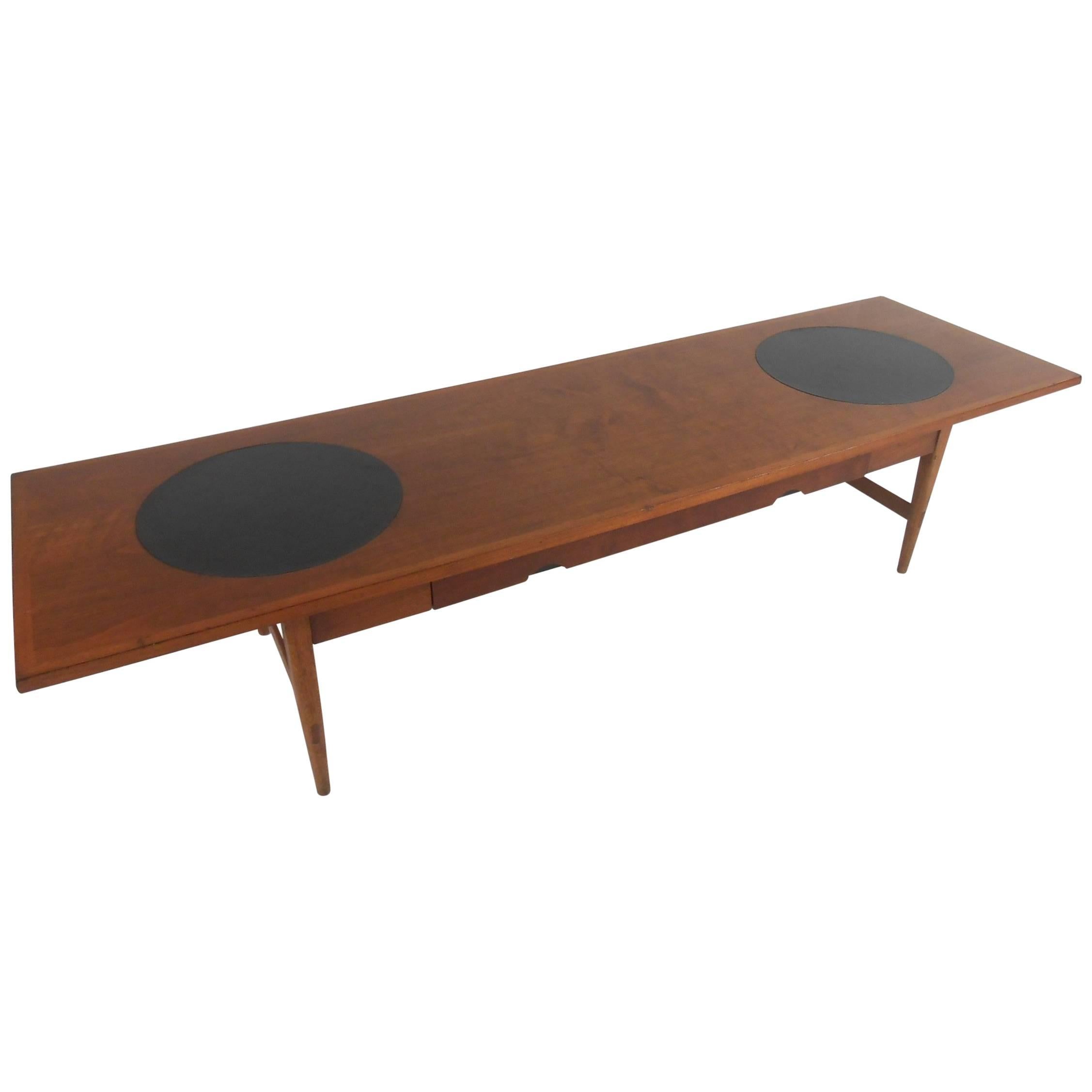 Paul McCobb Designed Coffee Table by Lane Altavista For Sale