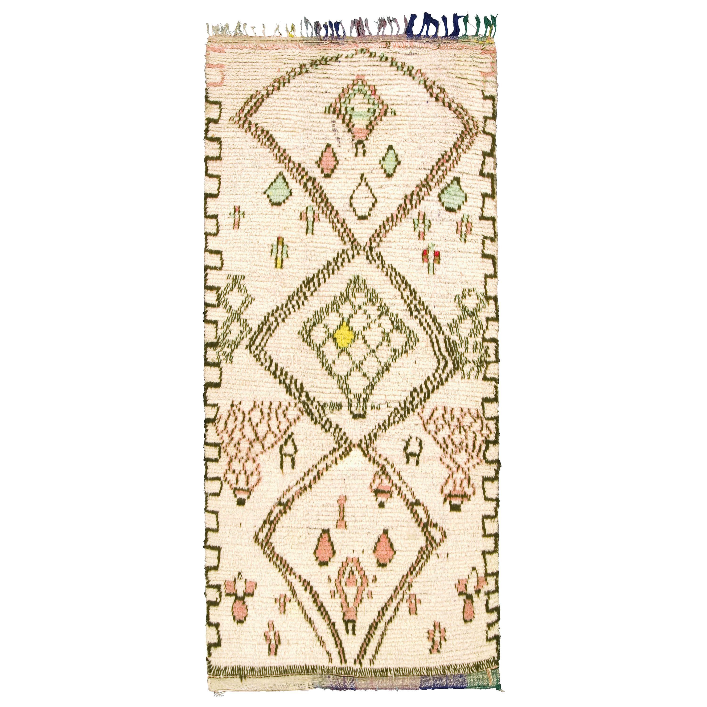 Mid-20th Century Moroccan Beni Ouarain Carpet