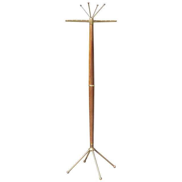 Antique American Department Store Carousel Coat Rack For Sale at 1stDibs
