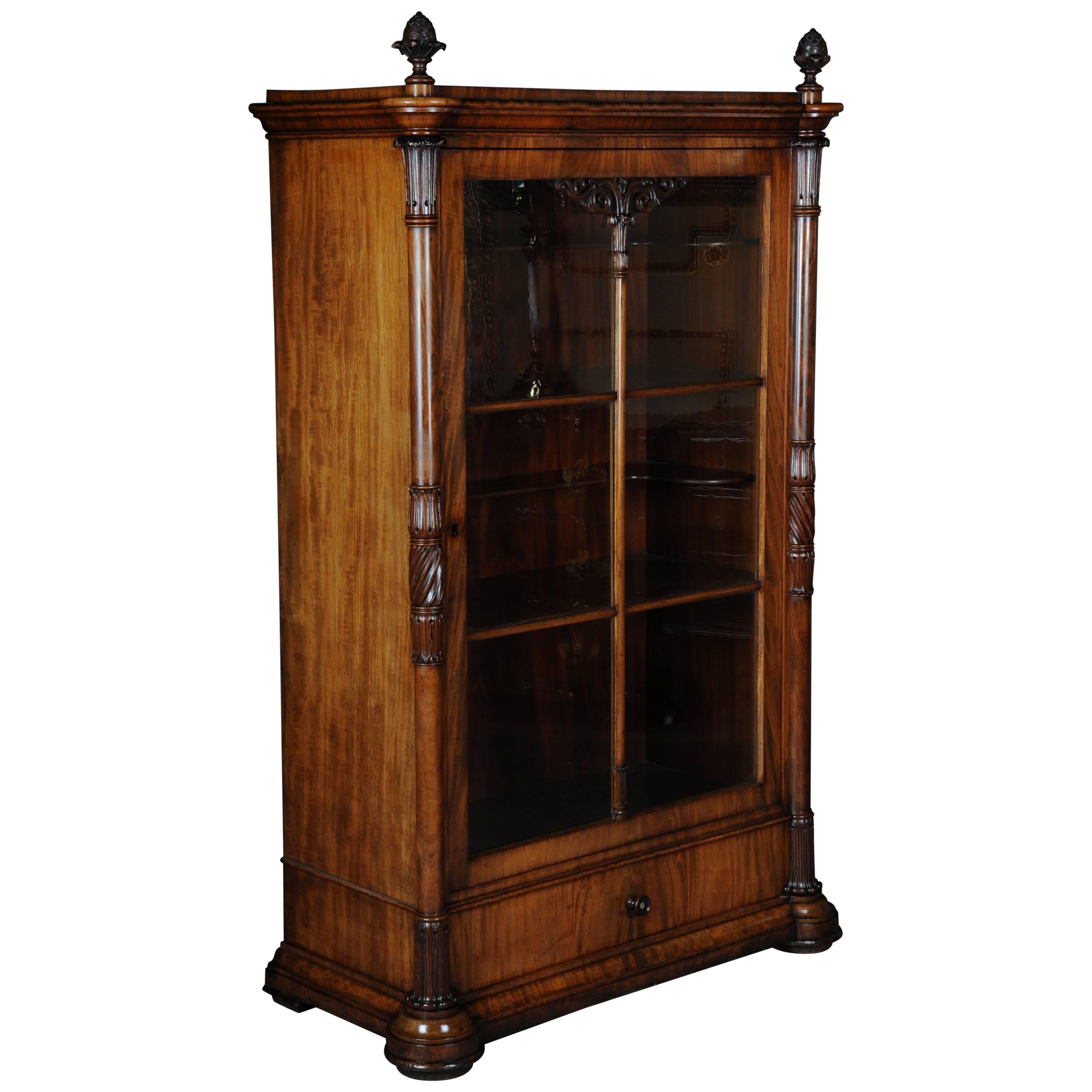 19th Century Beautiful Early Biedermeier Showcase, circa 1830