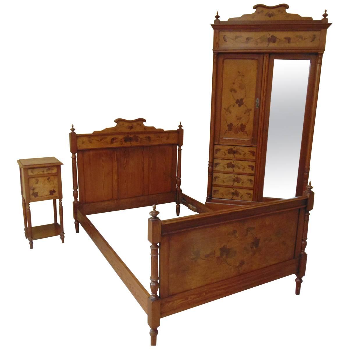 Art Nouveau Bedroom Suite, Marquetry Inlaid, circa 1910 For Sale