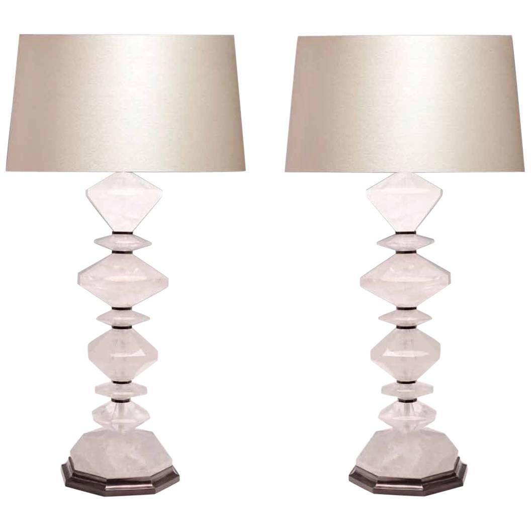 Pair of fine carved diamond form rock crystal lamp with antique brass insert and base, created by Phoenix Gallery, NYC.
To the rock crystal: 22 in/H, with shade:35.5 in/H
lampshade not included
