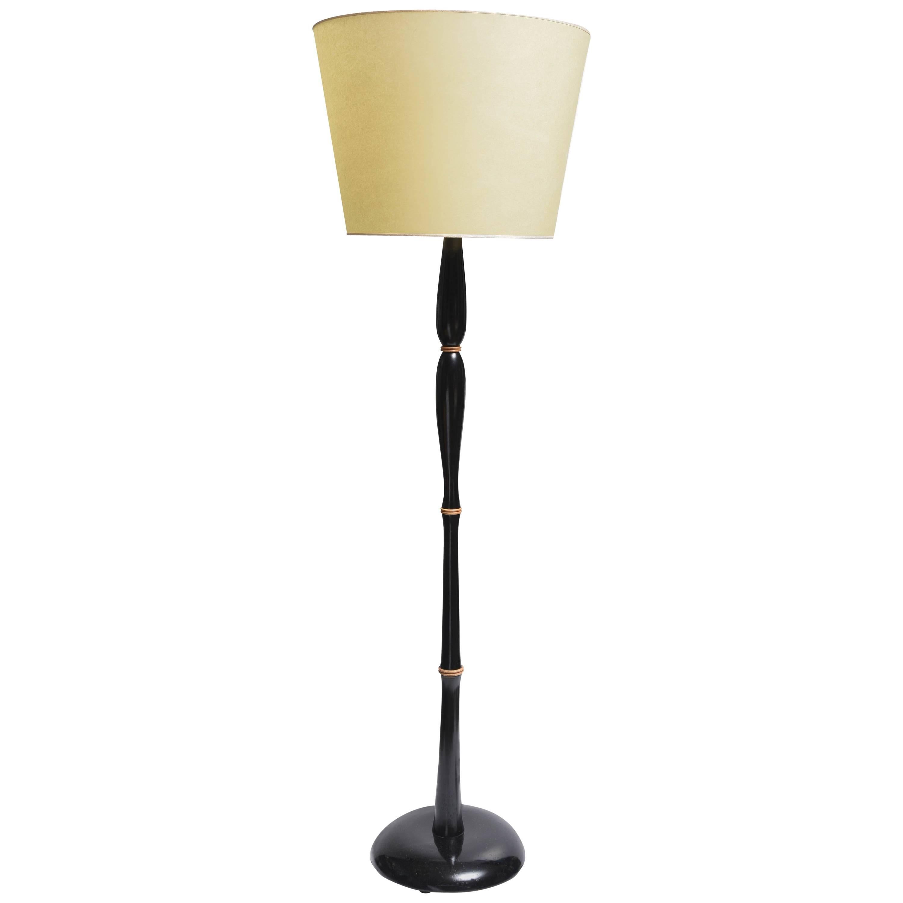 Italian Black Lacquered Floor Lamp For Sale
