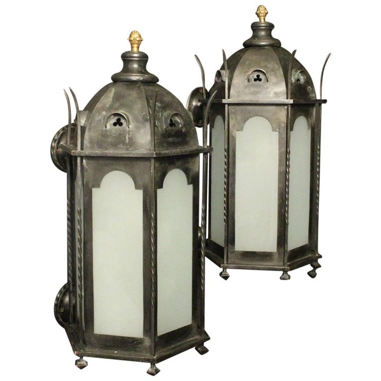 English 19th Century Gothic Bronze Antique Wall Lanterns For Sale at