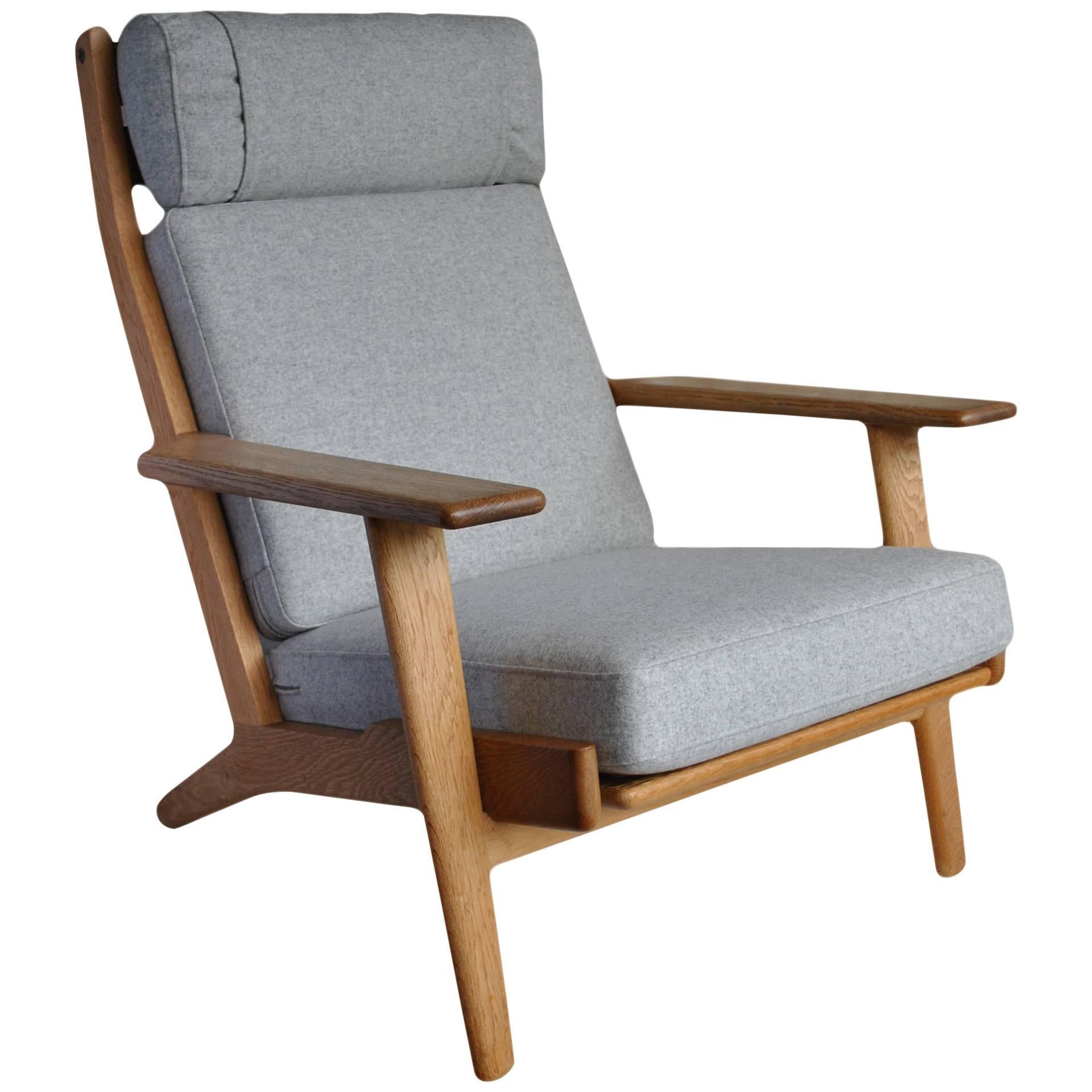 Hans Wegner GE290 Lounge Chair, 1950s Original. Fully refurbished.