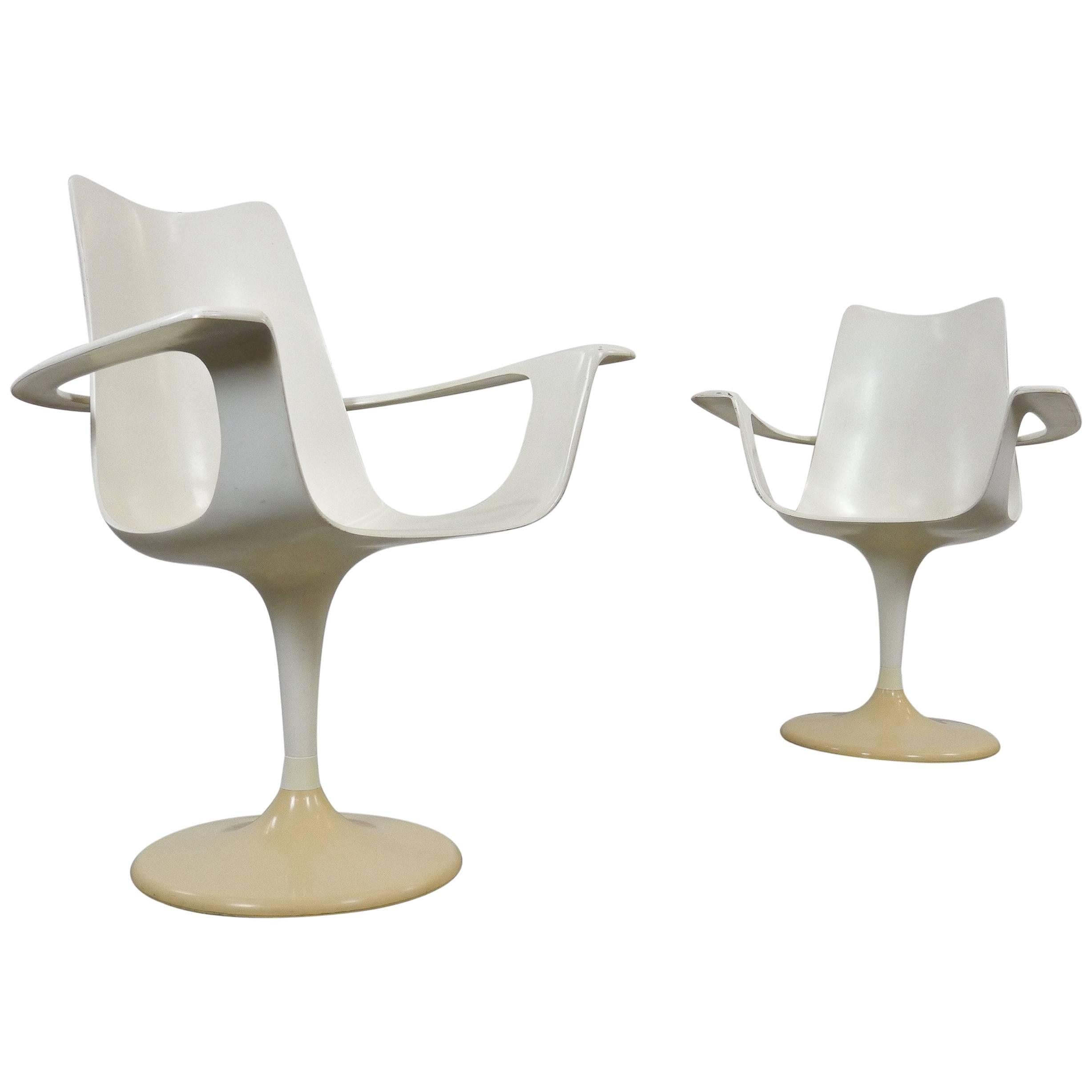 Set of Two White Luigi Colani Swivel Armchairs "Der Lusch" Tulip Chairs, 1970s