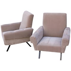 Italian Pair of Lounge Chairs 1