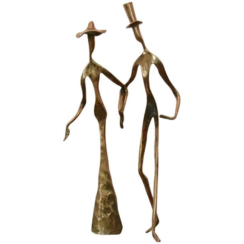 Elegant Bronze ‘Holding Hands’ Sculpture, 1970s