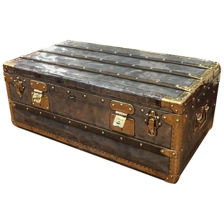 Extremely Rare Louis Vuitton Malle En Zinc Cabin Trunk, circa 1888 For Sale at 1stdibs