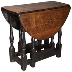 Late 17th Century Oak Gateleg Table of Small Proportions and Good Patina