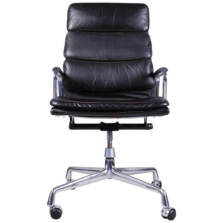 EA 219 Soft Pad Office Chair by Charles and Ray Eames for Herman Miller For  Sale at 1stDibs | eames ea219 office, eames ea219 softpad office chair