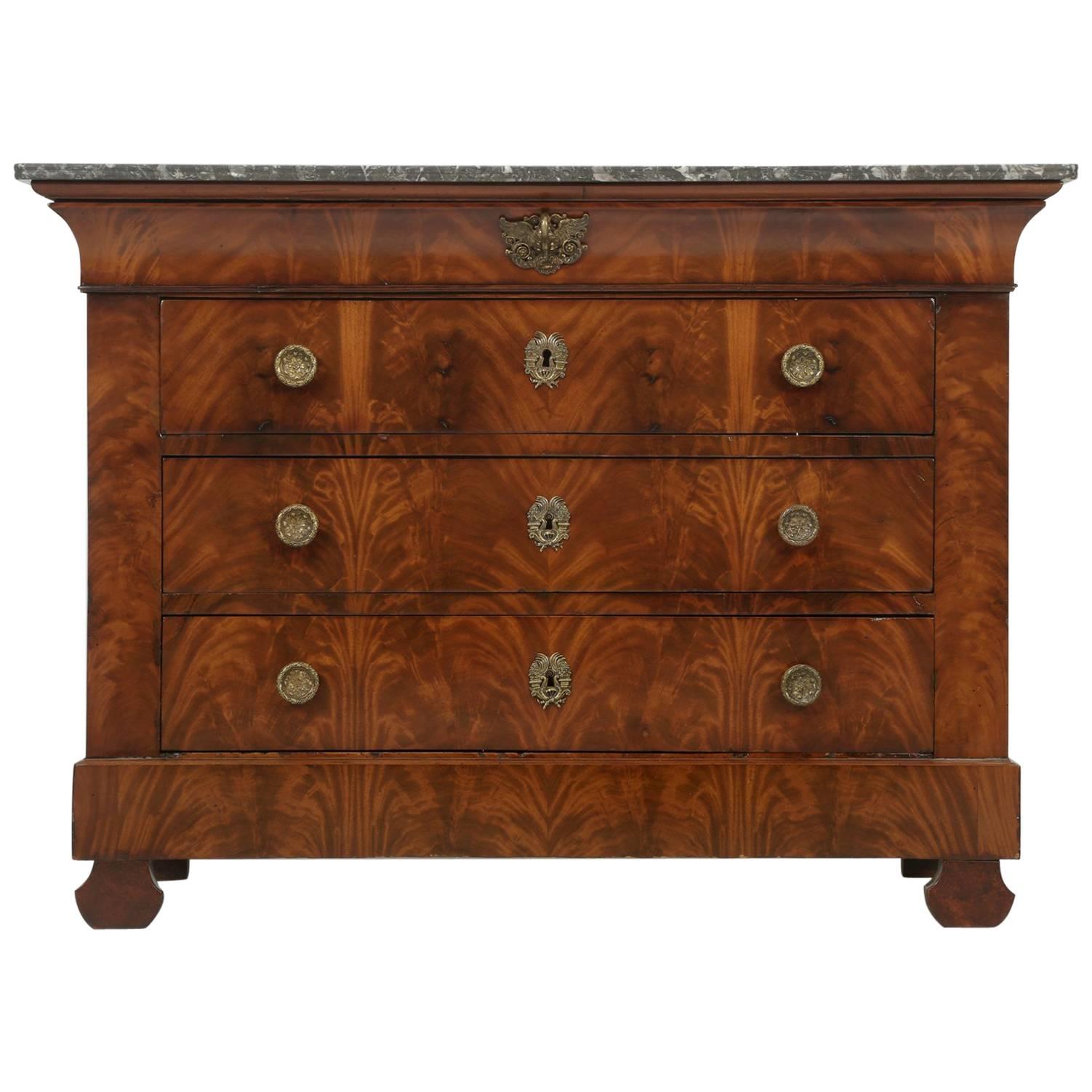 Antique French Commode in Mahogany with Exquisite Hardware