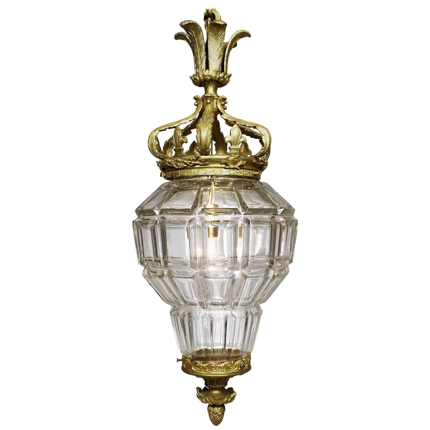 French 19th-20th Century Gilt-Bronze and Cut-Glass "Versailles" Style Lantern For Sale