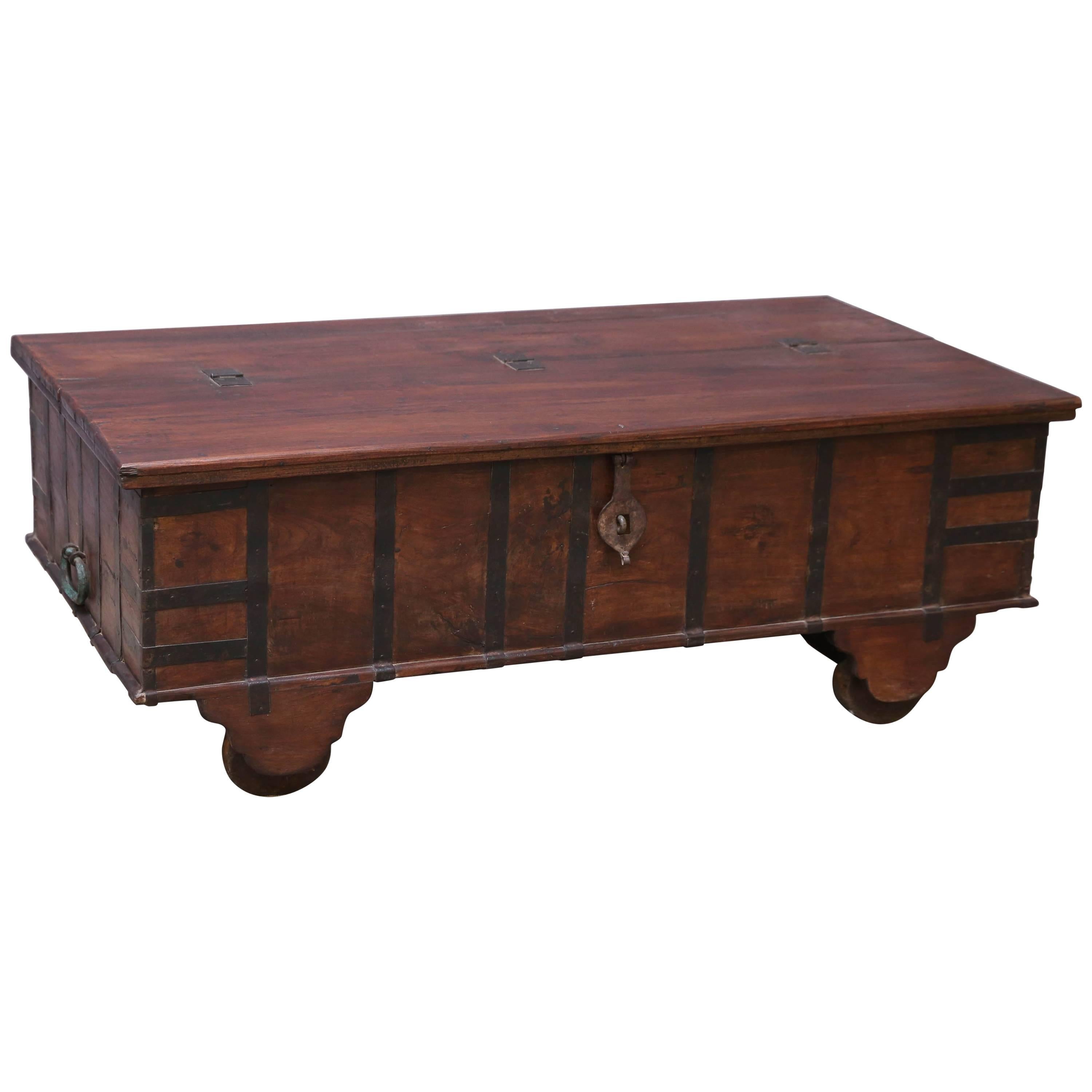 Large Teak Wood Early 19th Century Dowry Chest For Sale
