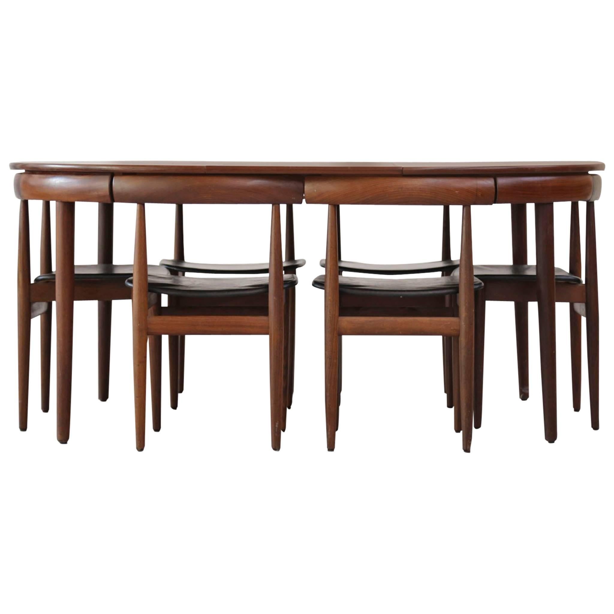 Set of Danish Dining Table with Six Chairs Hans Olsen Model Roundette