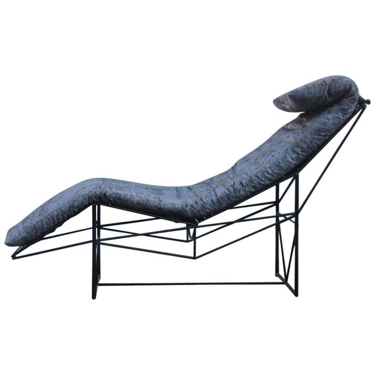 Sculptural Chaise Longue 1980 Paolo Passerini Minimal Design For Sale at  1stDibs | chaise longue design