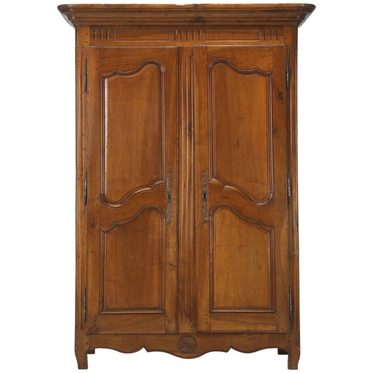 Antique French Armoire In Solid Walnut From The Toulouse Area