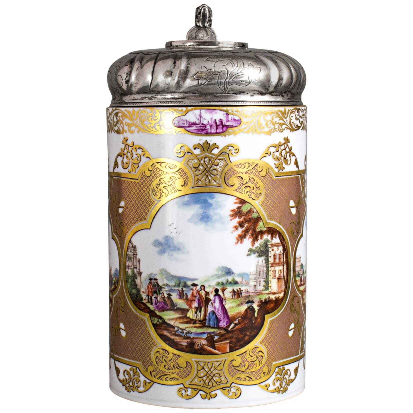 Meissen Tankard Painted with Rich Gold-Ornaments, rd 1740 For Sale