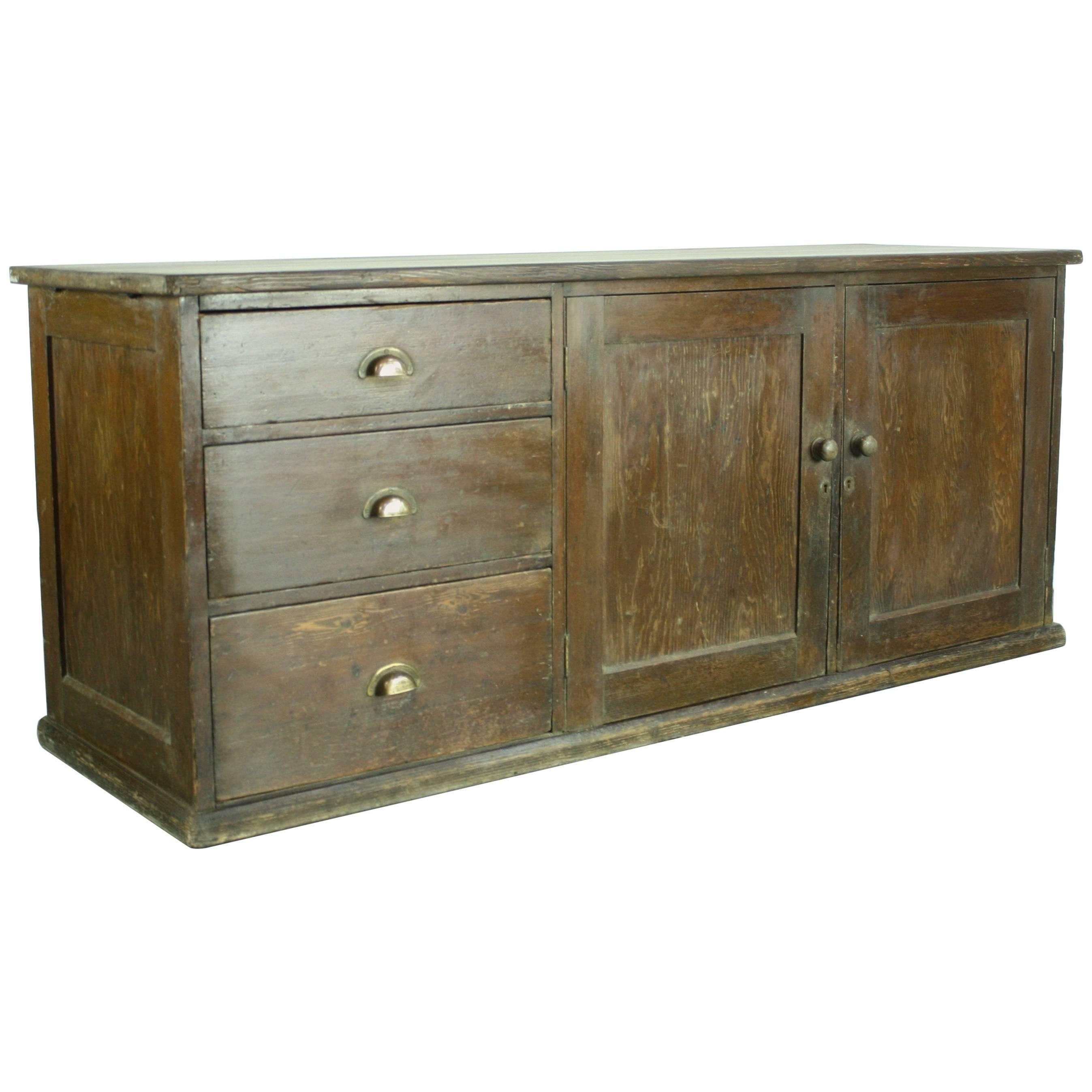 Vintage Early 20th Century British Counter For Sale