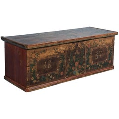 Delightful Folk Art Painted Antique Trunk from Romania 9