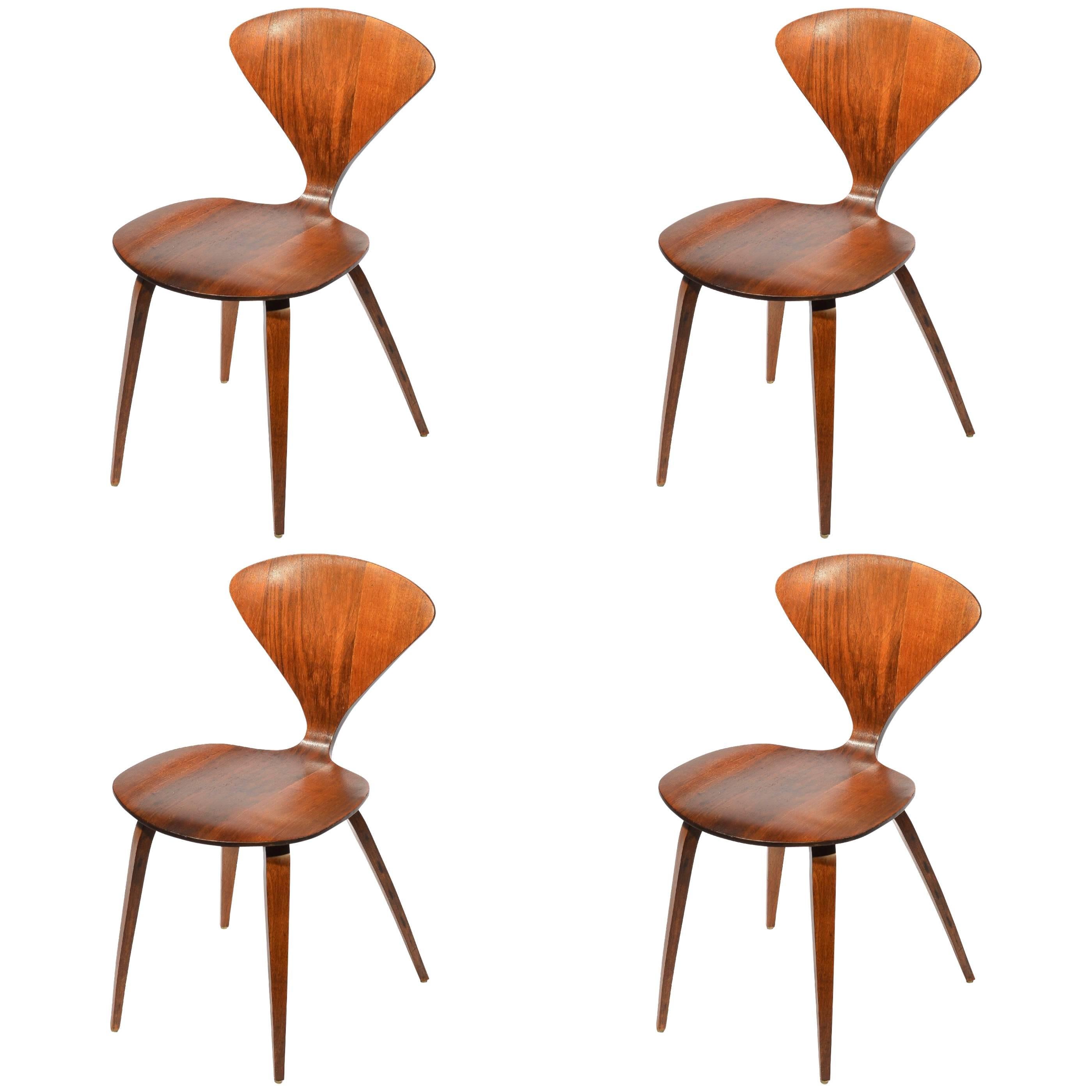 Set of Four Early Norman Cherner Dining Chairs in Walnut for Plycraft 