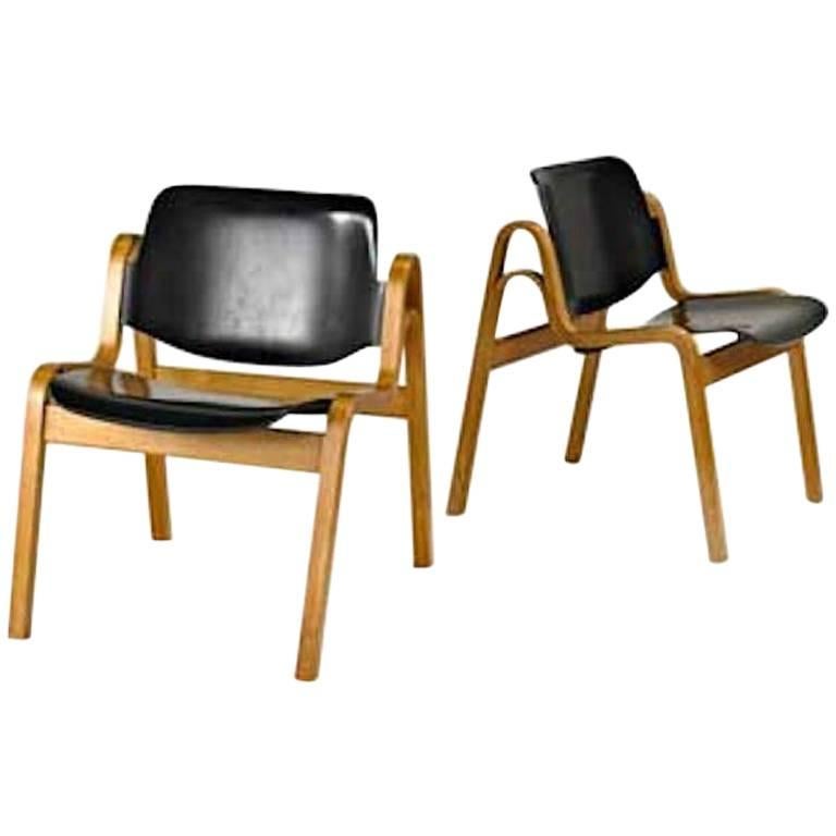 Pair of Ilmari Tapiovaara Molded Plywood 'Wilhelmina' Chairs For Sale