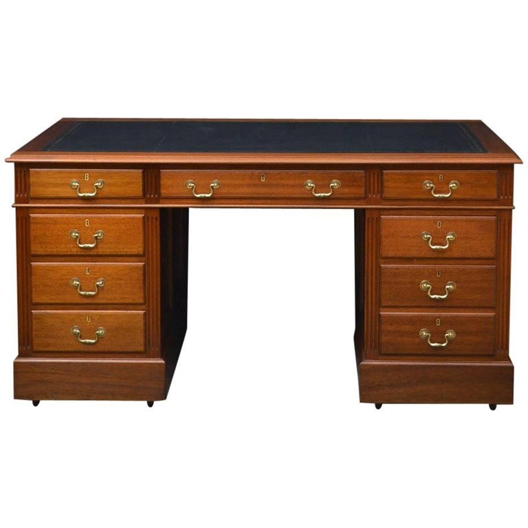 Antique Mahogany Desk For Sale At 1stdibs Antique Mahogany Desk For Sale - Antique Mahogany Desk For Sale At 1stdibs