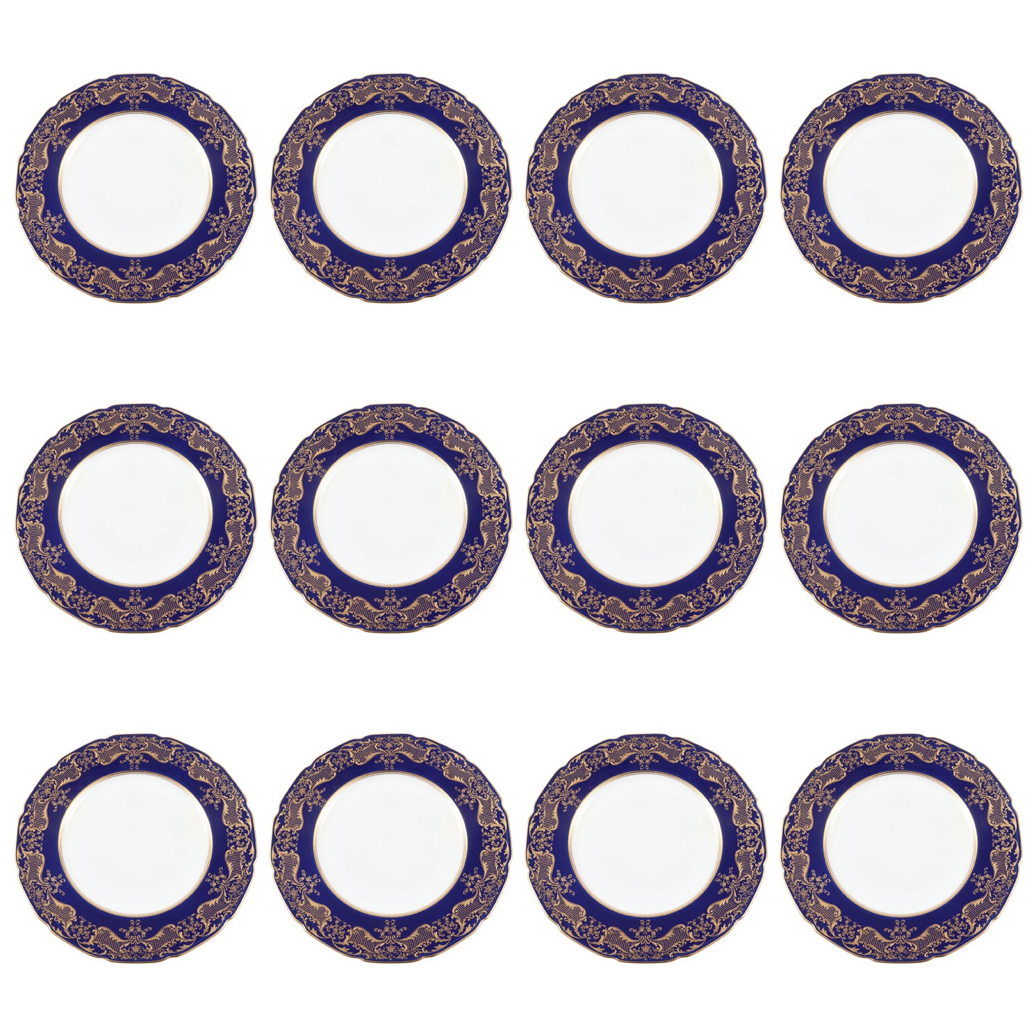 Set of Ten Elegant Gilt Encrusted Dinner Plates For Sale at 1stDibs