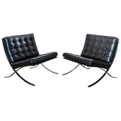 Authentic Knoll Mies van der Rohe Barcelona Chairs in Black Leather