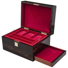Boîte à bijoux ancienne de Coromandel avec tiroir secret, 19ème siècle